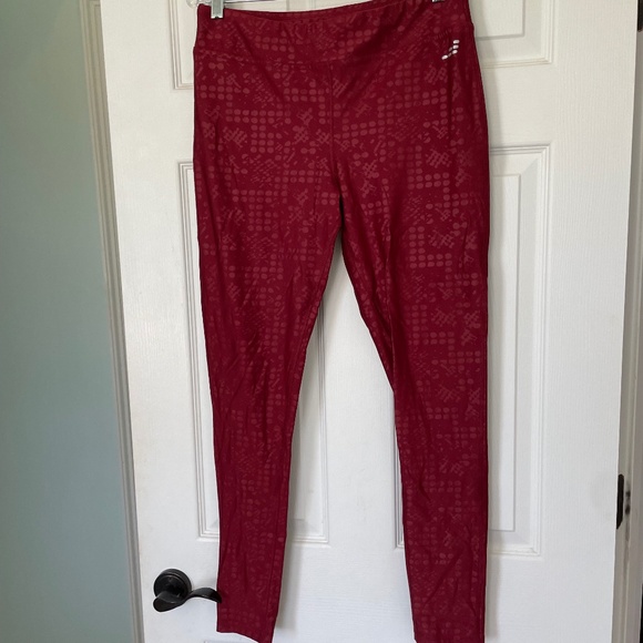 BCG Burgundy Textured Leggings - Size L - Picture 1 of 2